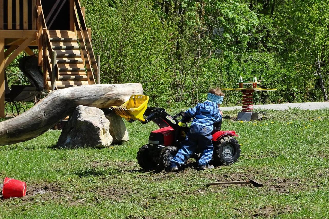 Ferienwohnung Boeck, Wengen Im Allgaeu 바이트나우 외부 사진