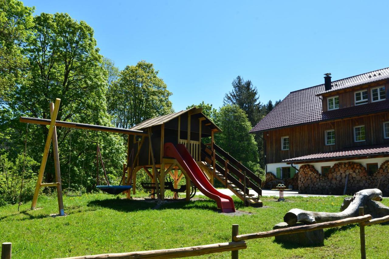 Ferienwohnung Boeck, Wengen Im Allgaeu 바이트나우 외부 사진