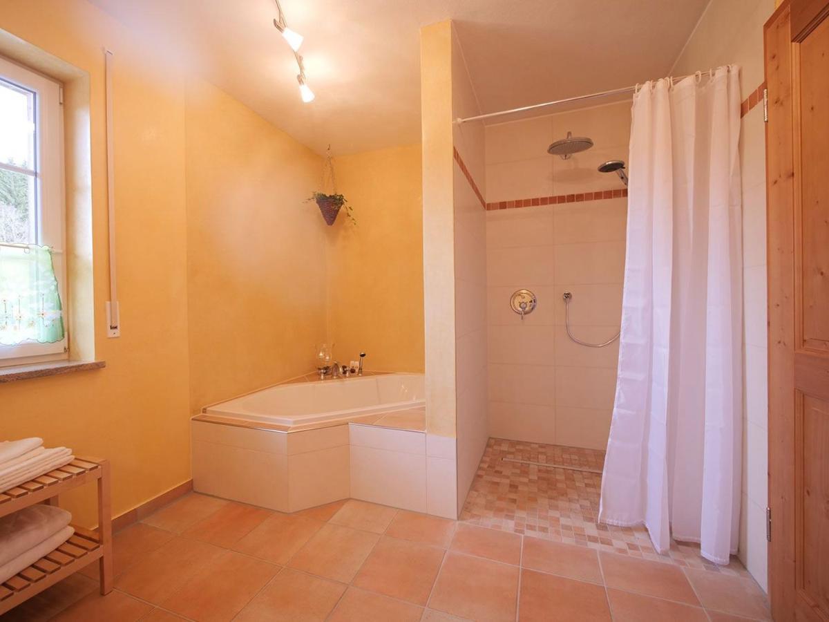 Ferienwohnung Boeck, Wengen Im Allgaeu 바이트나우 외부 사진