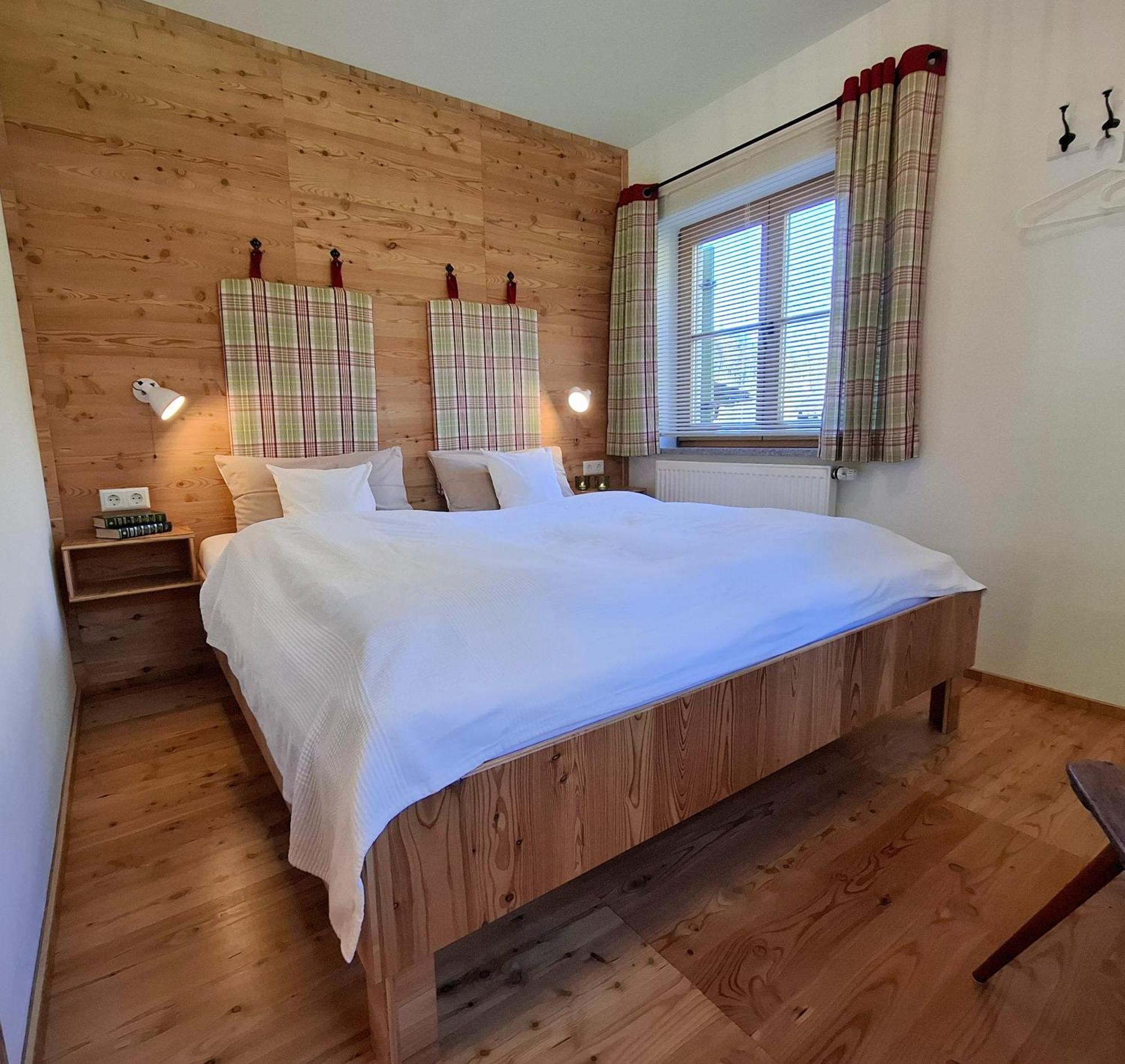 Ferienwohnung Boeck, Wengen Im Allgaeu 바이트나우 외부 사진